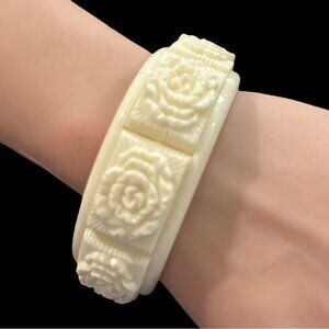 Vintage Cream Floral Carved Bangle Bracelet